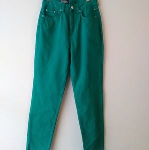 Divided Booty Fit  Jeans 6 NWT